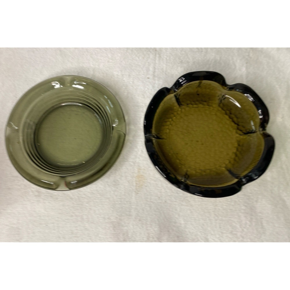 Set Of 2 Vintage Glass Ashtrays